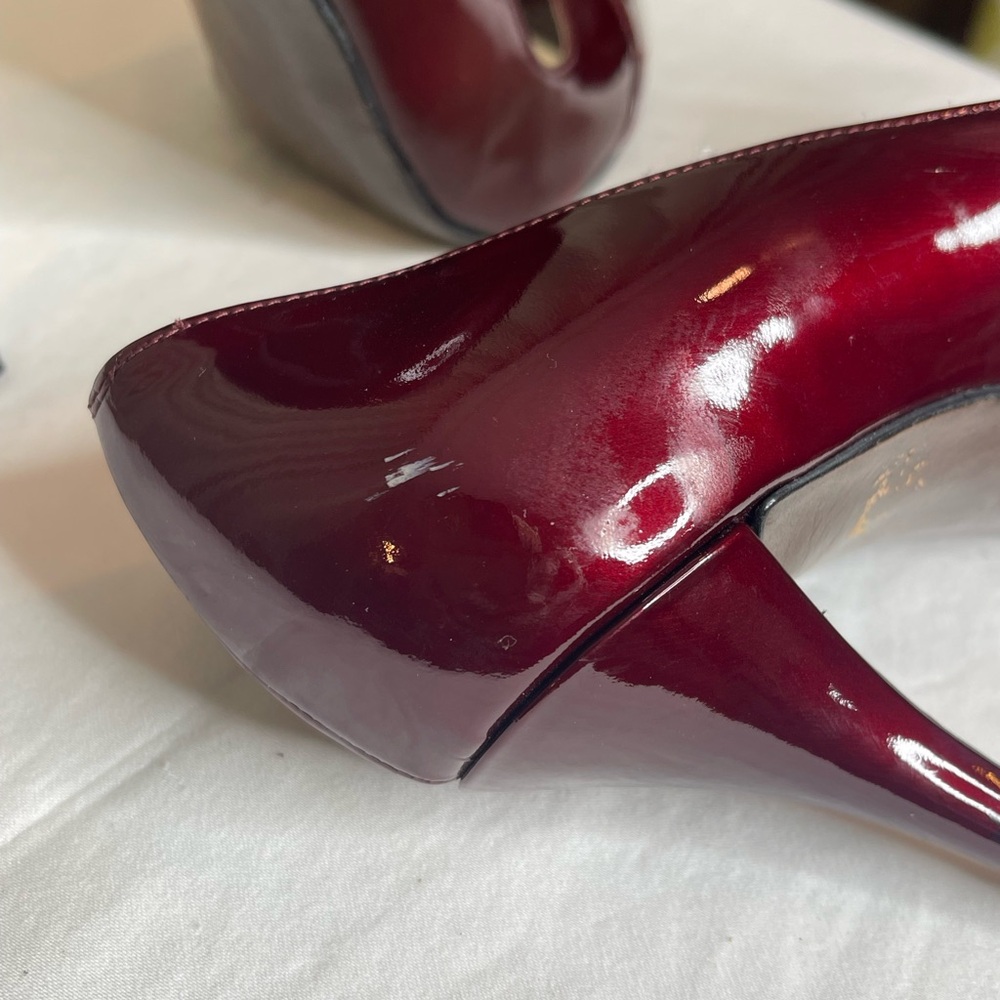 Stuart Weitzman Burgundy Red Patent Peep Toe Heel - Picture 10 of 13